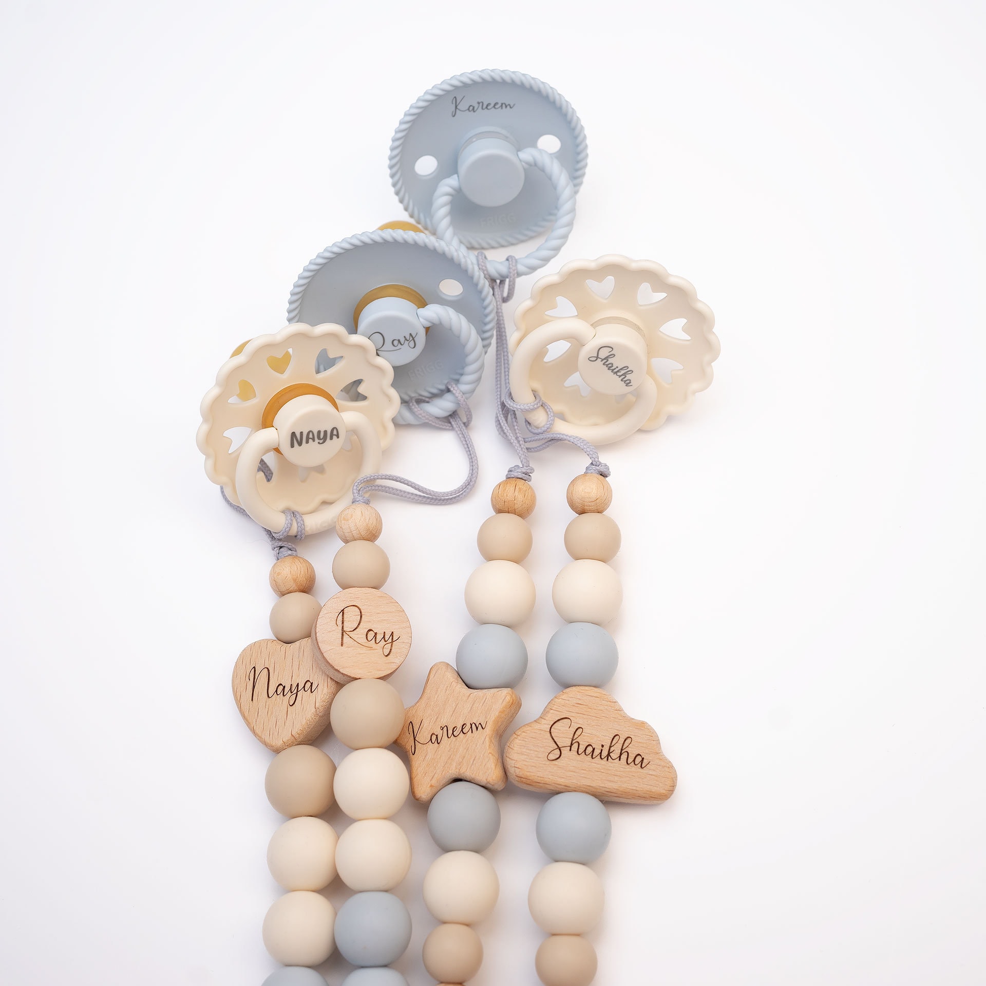 JBØRN Heart Personalised Pacifier Clip | Soother Holder | Dummy Clip