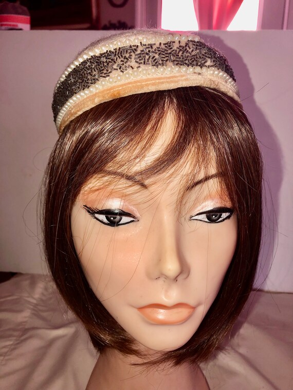 Vintage woman’s 50’s hat - image 1