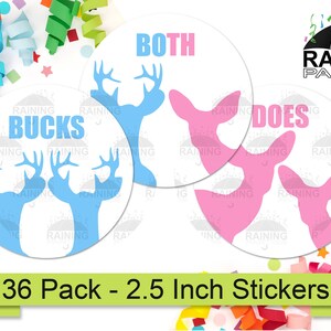 Puede incluir: Un conjunto de 36 pegatinas para fiestas de revelaci&oacute;n de g&eacute;nero con una silueta de ciervo azul y rosa con el texto "Bucks", "Does" y "Both". Las pegatinas tienen un di&aacute;metro de 6,35 cm.