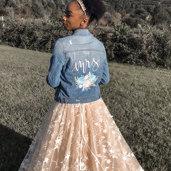 Hand painted denim jacket / CUSTOMIZABLE bridal jacket / Personalized jean jacket / cool mom denim / mama jacket/ Mother’s Day gift