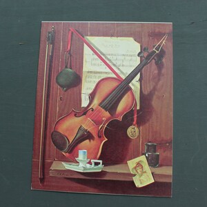 Vintage 1970&#39;s Violin Instrument Print, 70&#39;s Mid Century Music Medal Retro Violin Print, Vintage Wall Hanging Picture, Musical Violin Print