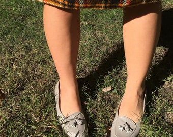 Vintage LLBean Loafers, Women&#39;s Size 8.5, Vintage Loafers, Vintage Tassel Loafers, Vintage Flats, Vintage Taupe Flats