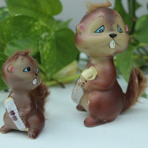 Vintage 1970&#39;s Set Of Two Ceramic Chipmunks Figurines, Vintage 70&#39;s Kitschy Squirrels With Candle, Vintage Brown Fur Collectible Figurines