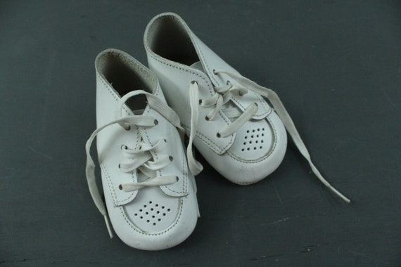 vintage mini 1970s white leather sneaker baby chi… - image 2