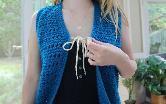 Vintage 1970's Blue Crocheted Vest, 70's Summer D… - image 2