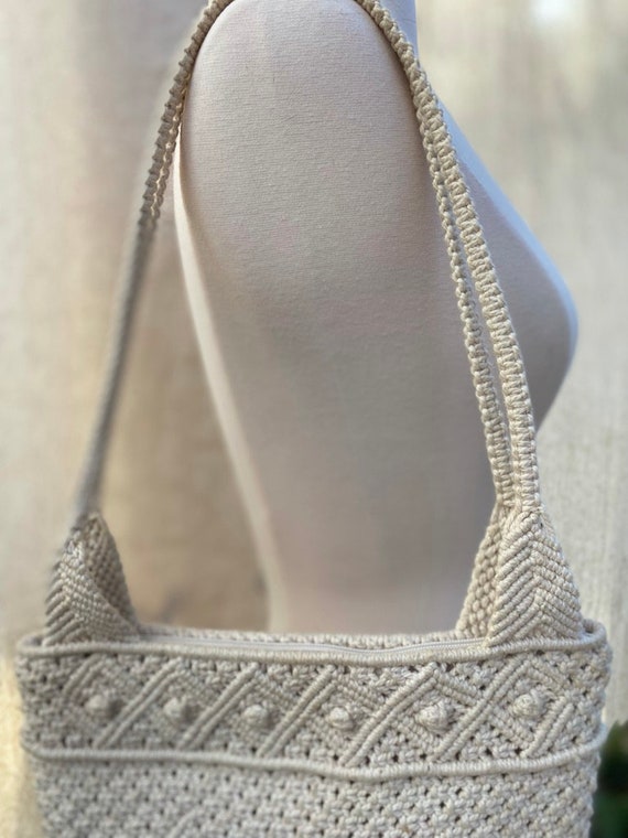 vintage 1970s white crochet shoulder bag purse wo… - image 4