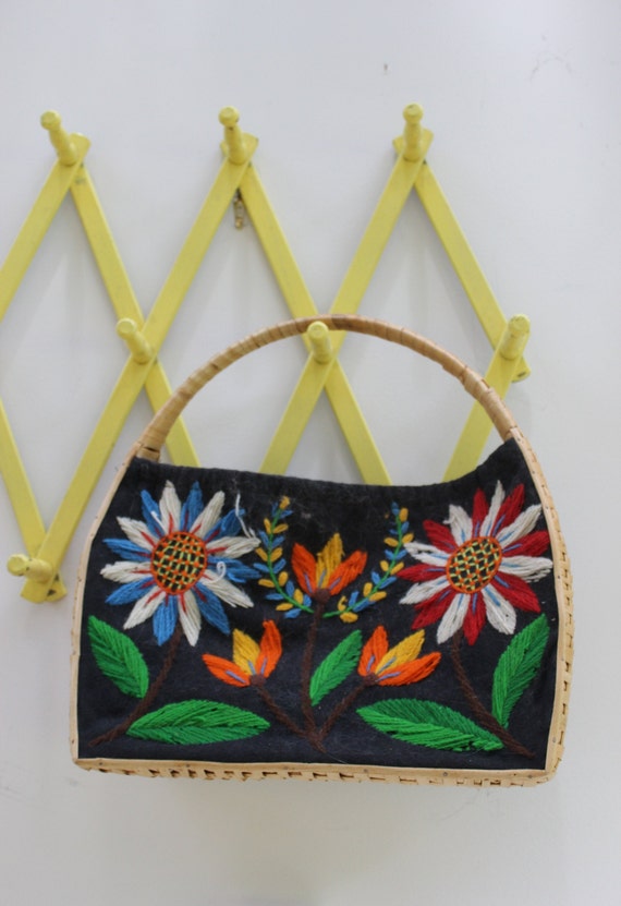 Vintage Straw Bag, Vintage Flower Embroidered Bag… - image 7