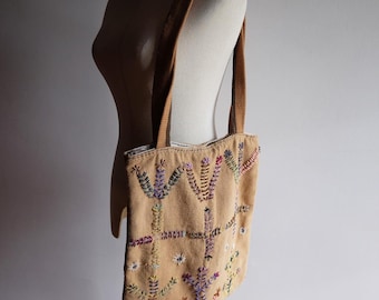 Handwoven Embroidered Tote Bag: Dara-ang Tribe Handspun Cotton
