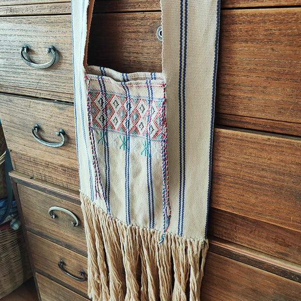 Traditional Hill Tribe handwoven handspun cotton shoulder bag "Yam" from Thailand