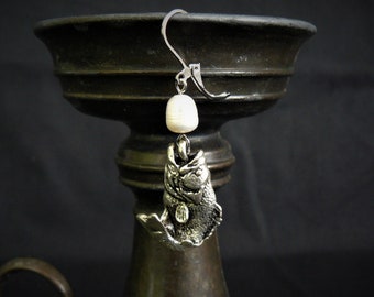Privateer or fishermans single earring with pearl and fish