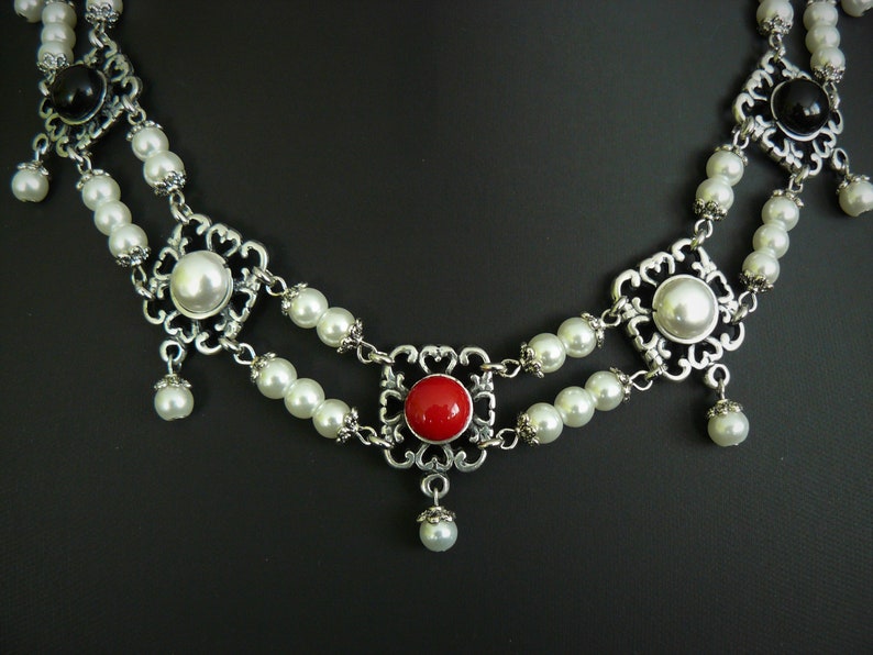 Renaissance style necklace with glass pearls and cabochons image 2