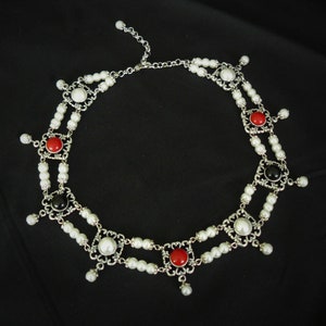 Renaissance style necklace with glass pearls and cabochons image 3