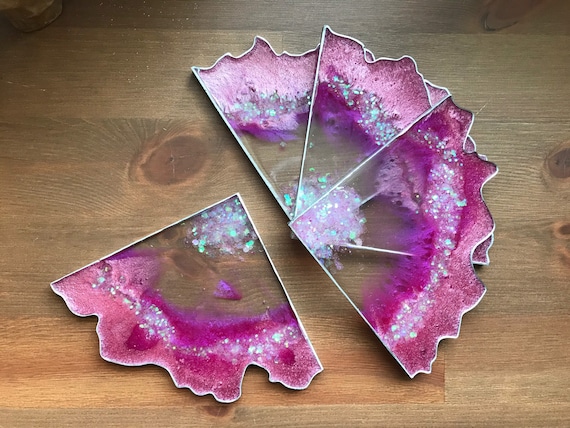 Extra thick 1/4 inch Four slice agate 6inch coaster set hand poured resin art with glitter accent in Bubblegum pink