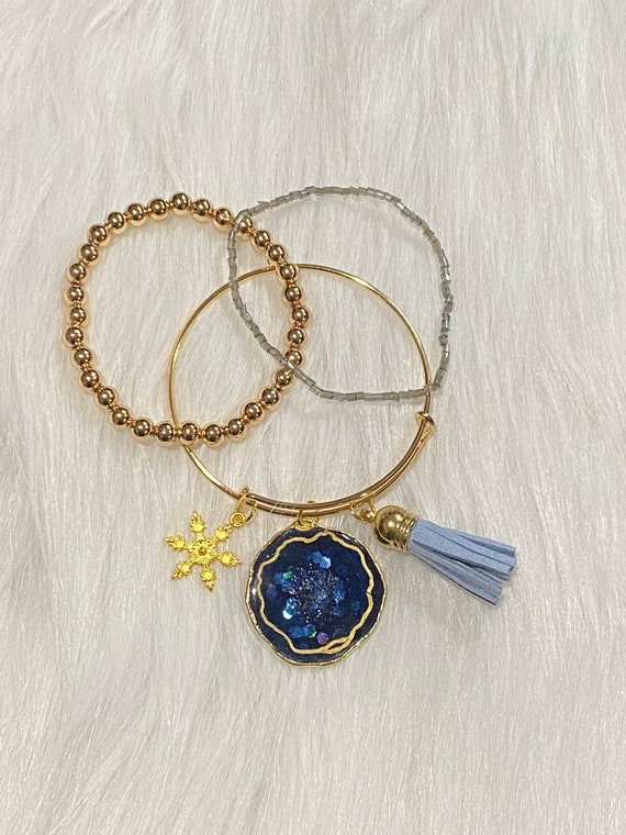Navy glitter with druzy center gold tone Agate themed resin wearable art bracelet with coordinating charm & tassel BONUS bracelets included
