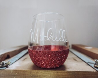 Personalized Garnet Glitter Stemless Wine Glass