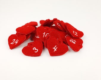 Zahlenanhänger Herz rot weiß, Adventskalender Zahlen aus Filz, Zahlenanhänger aus Filz