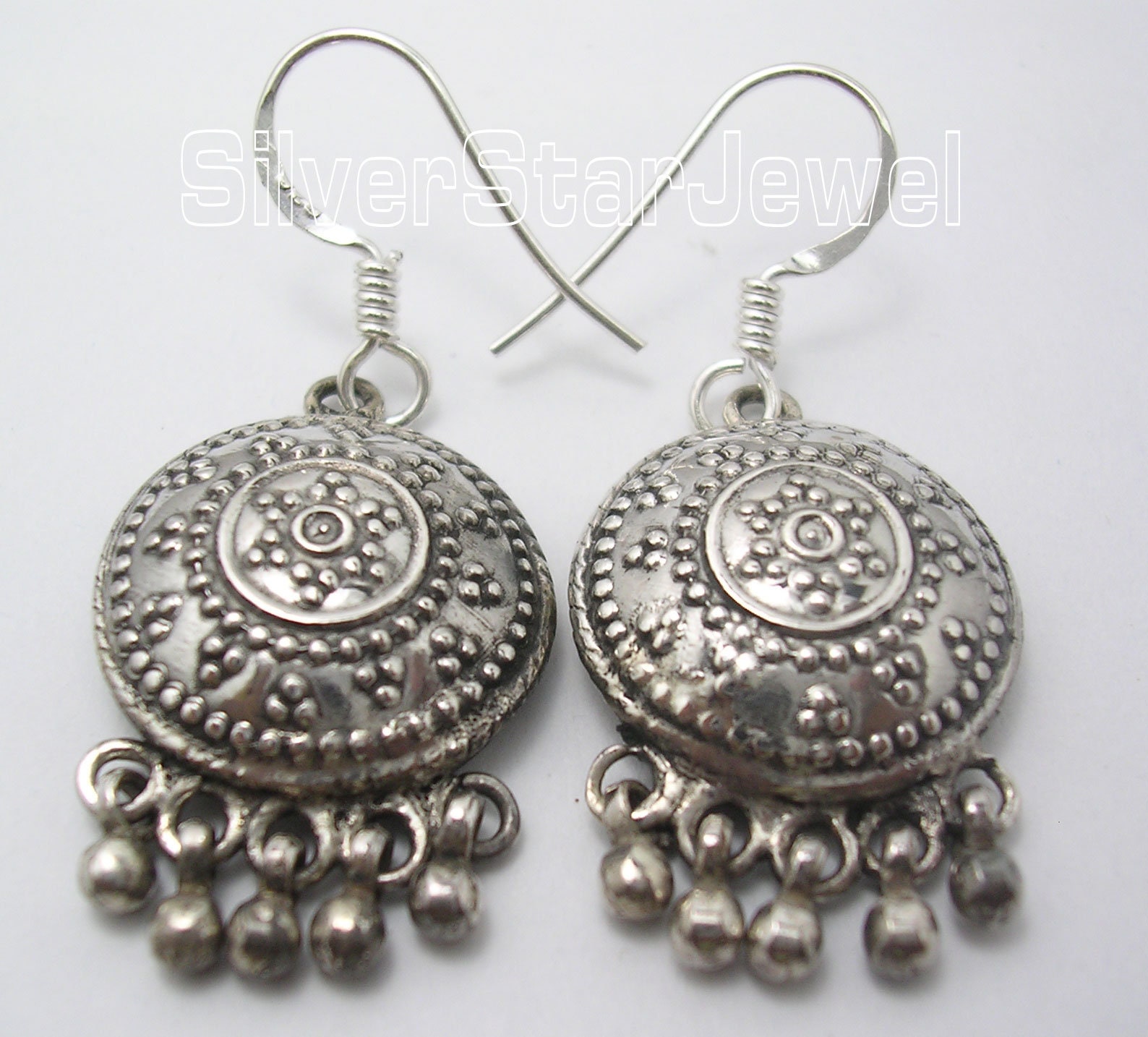0500~Silver Single Earring with Candy Shaped Pendant main image 0