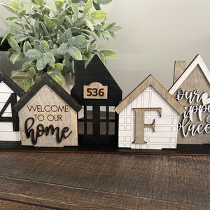 Family standing house centerpiece/ Welcome to our Home Shelf Sign / Custom House Set / Hand Made Personalized Home Sign / House
