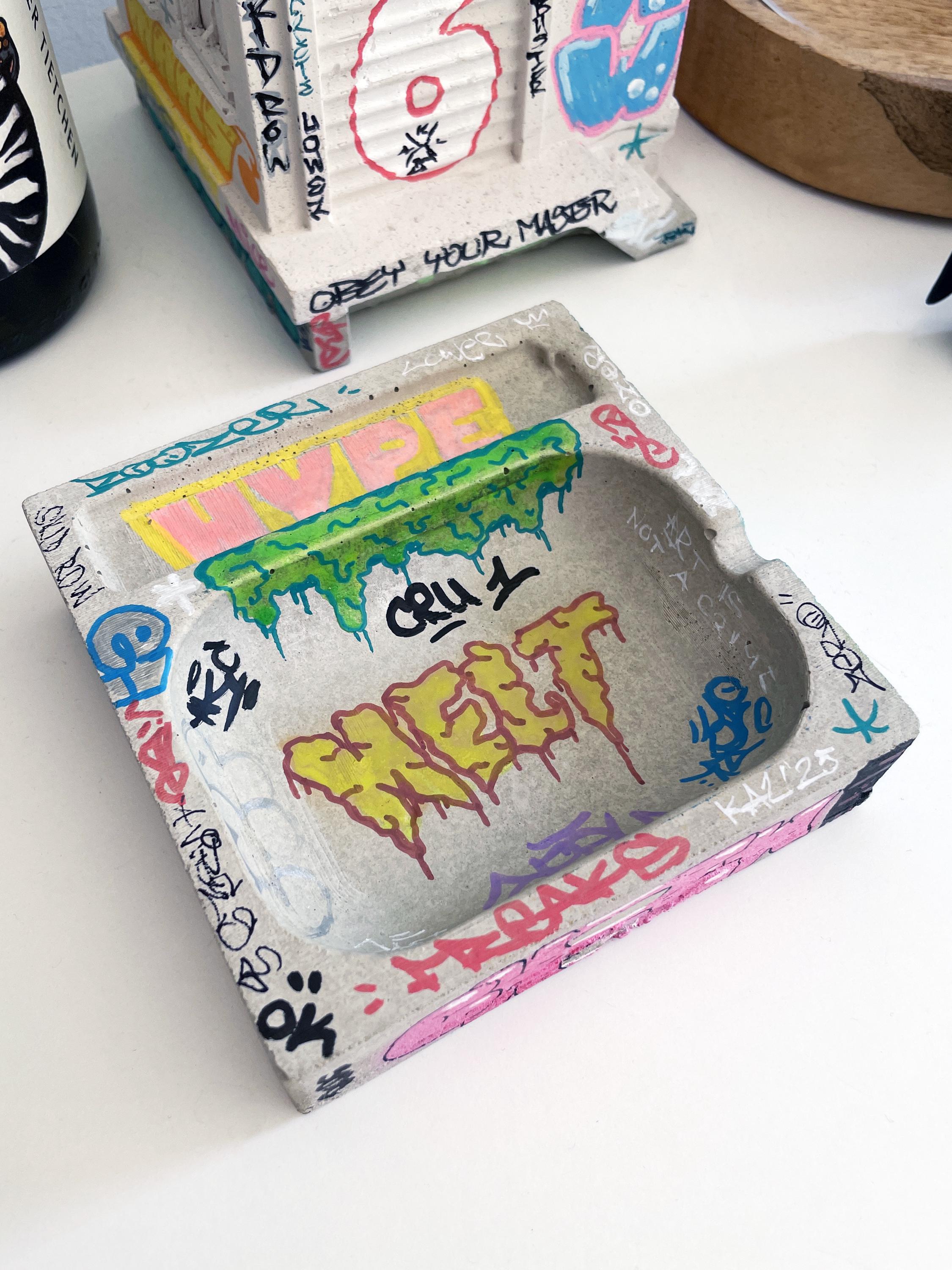 Kaws Ashtray - Etsy