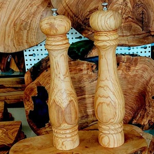 Olive wood Pepper - Salt Mill