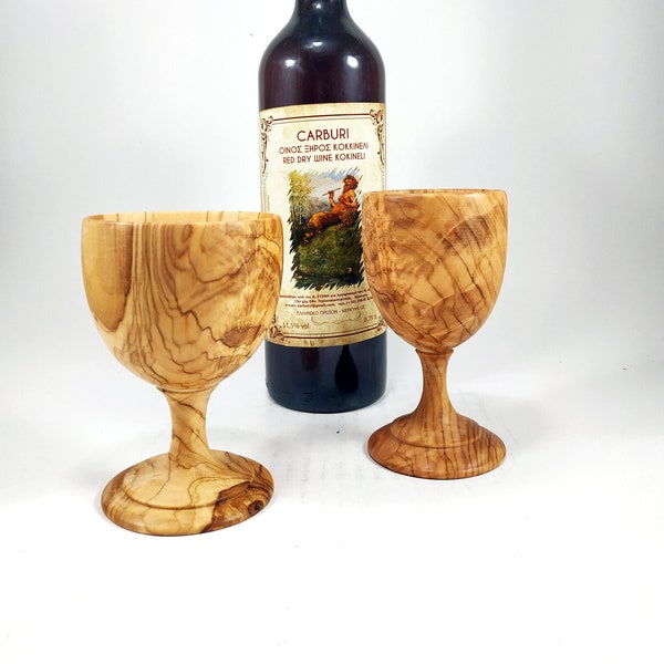 Verre à vin en bois d'olivier