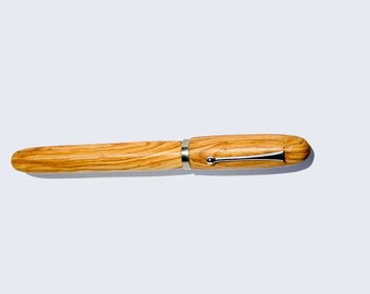 Olive Wood Fountain Pen Style 2