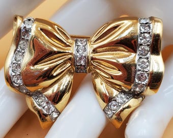 vintage Richelieu gold tone clear rhinestones bow brooch