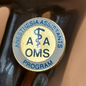 vintage AA OMS Anesthesia Assistants program lapel pin