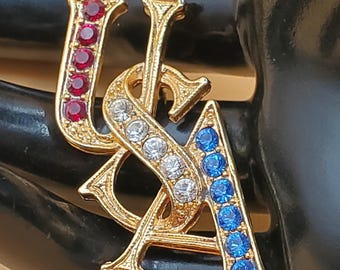 vintage USA rhinestone pin