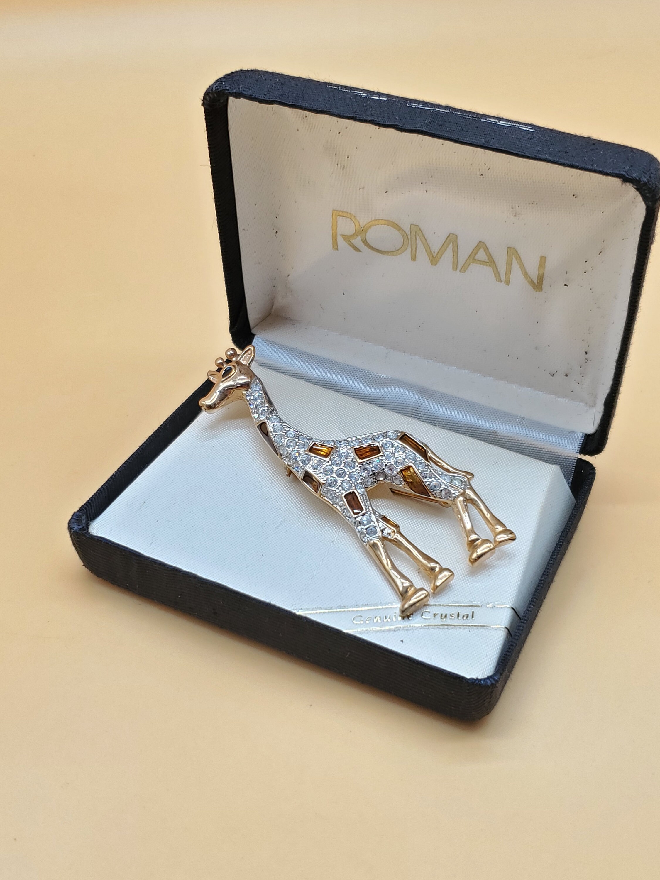 Broche Girafes Strass Fantaisie – Petite Touche D'élégance Pour Briller Au Quotidien