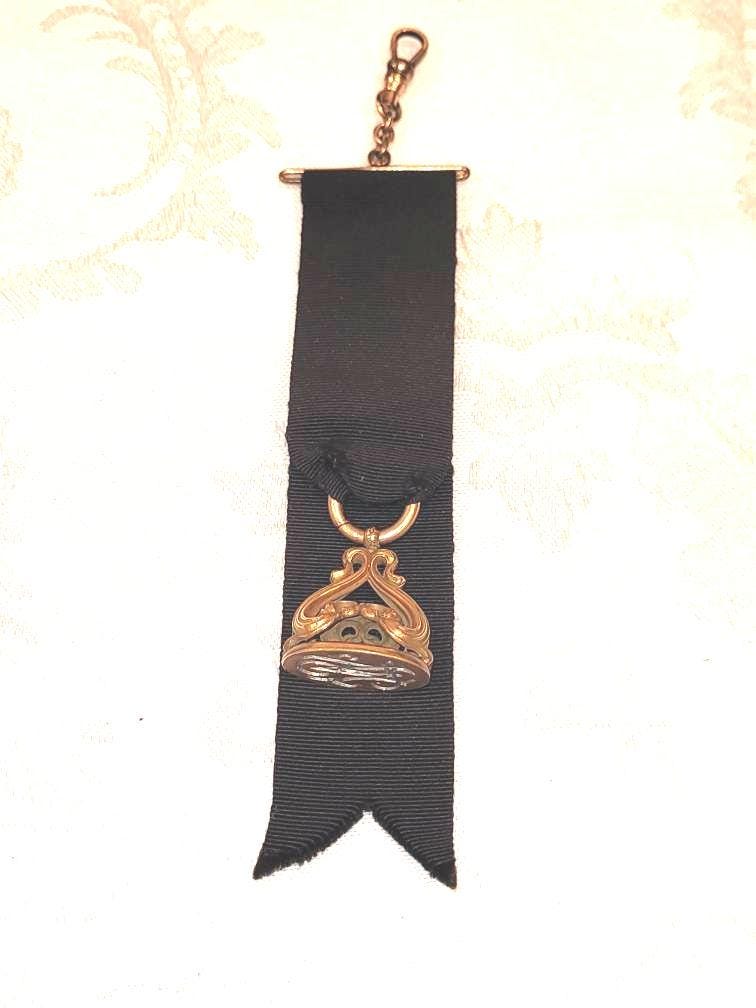 Antique Gold Brown Ribbon Brooch - Victorian Mourning Watch Fob RARE!! Victorian Moire Silk Watch Fob Ribbon – circa 1875  main image 3