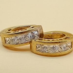 SETA gold plated crystal hoop pierced earrings
