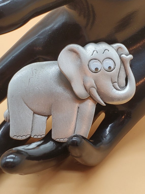 Vintage JJ pewter tone googly eye elephant brooch