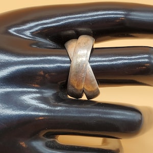 Vintage sterling double interlocking bands ring