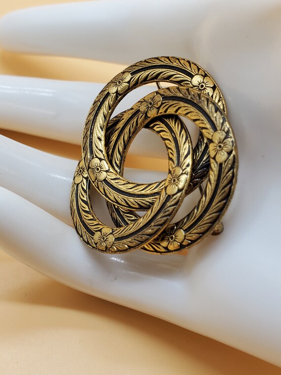 vintage Victorian style interlocking textured loo… - image 4