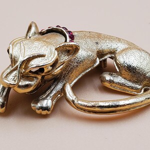 vintage Gerrys gold tone rhinestone accented big cat brooch