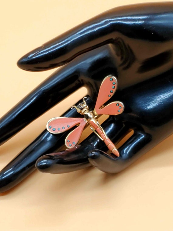 Vintage salmon enamel painted dragonfly brooch