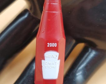 vintage Heinz Ketchup pin