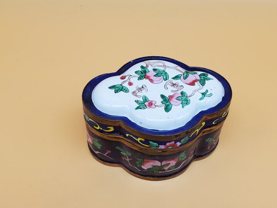 Vintage enamel painted trinket box - image 1
