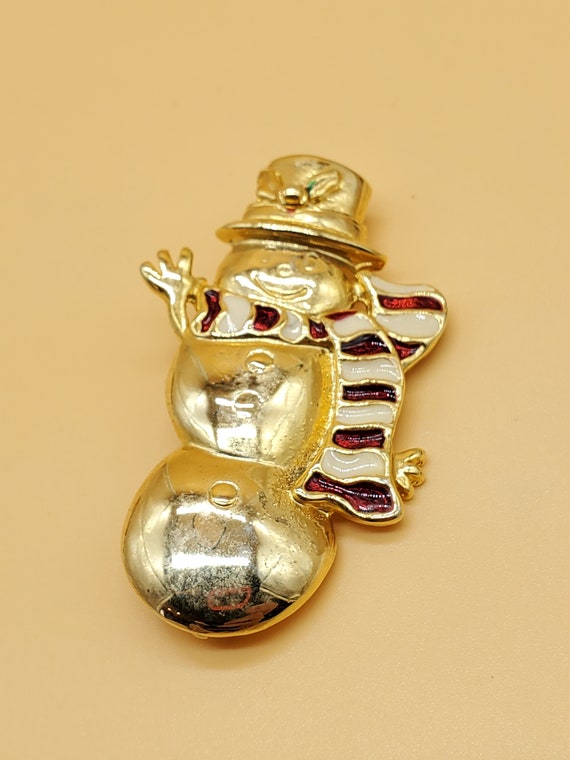 Vintage AAi gold tone snowman brooch - image 3