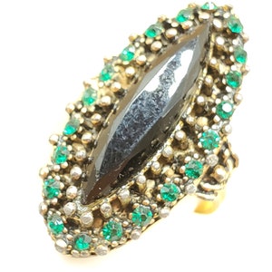 Vintage black and green costume cocktail ring