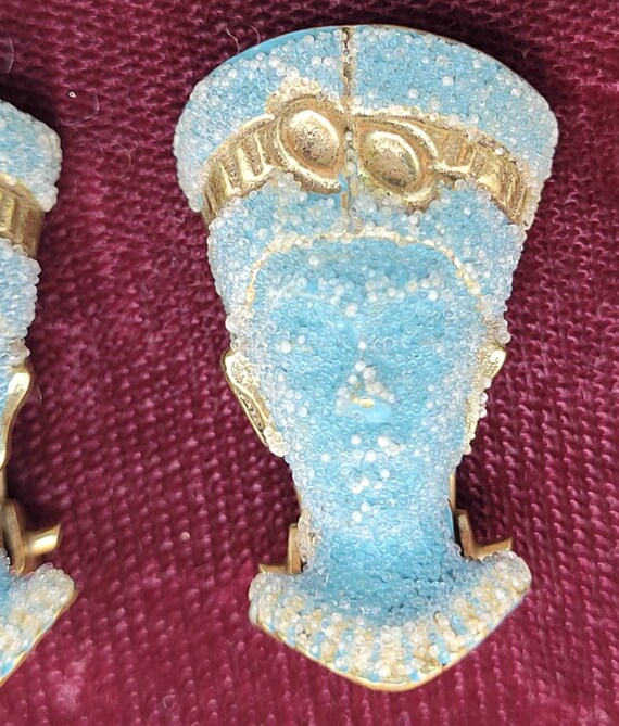 Vintage sugar coated enamel Nefertiti earrings, V… - image 10