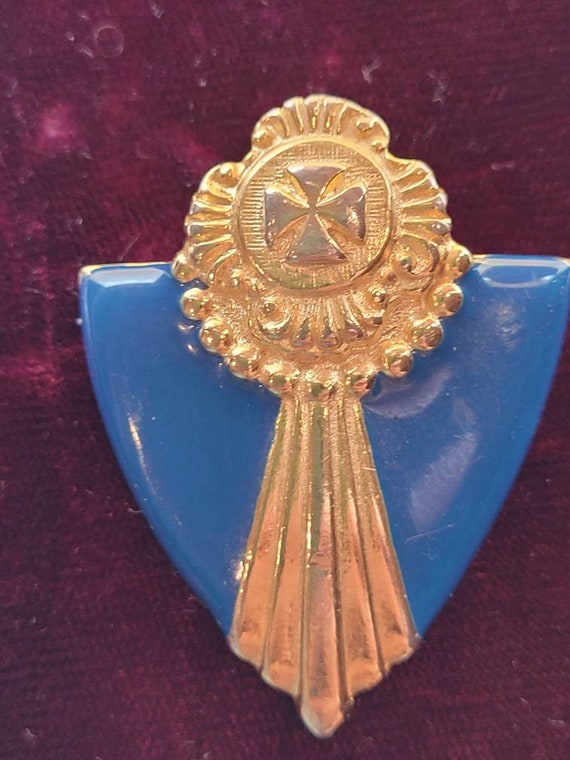 Vintage blue enamel shield with gold Maltese cros… - image 8