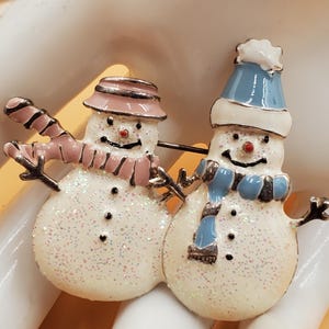 vintage enamel glitter snowman couple holiday brooch