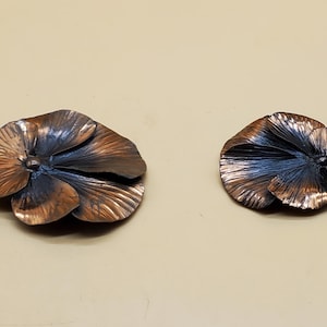 vintage Stuart NYE copper Pansy brooch set of 2