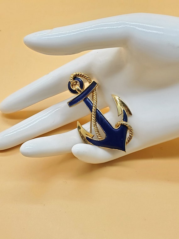 vintage Crown Trifari blue enamel anchor brooch - image 2