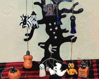 Vintage small wooden Halloween Ornament, select styles
