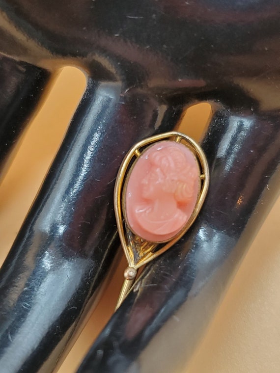 Art Nouveau carved salmon coral Cameo stick pin