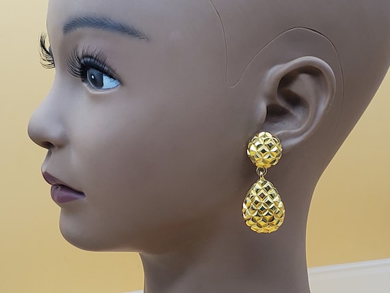 Vintage GIVENCHY Gold Tone Textured Scale Teardrop Clips on Earrings Etsy Canada