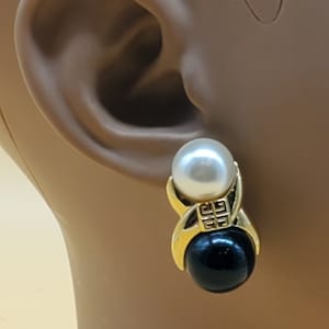 Vintage Givenchy Logo Paris New York Faux Pearl And Gold